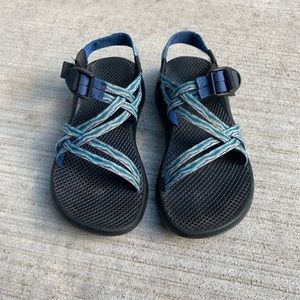 Chaco strappy sandals Size 7